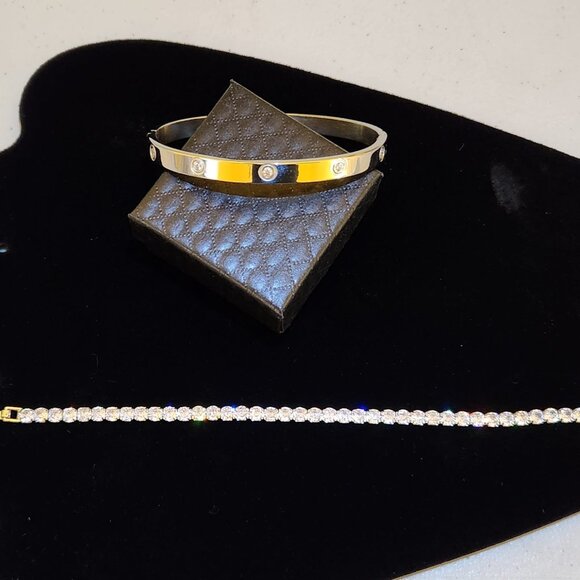 18K Gold Plated Love Friendship Bracelet With Cubic Zirconia Cuff Bangle - Picture 2 of 10